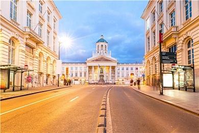 《博德之门2》角色塑造受到《最终幻想7》的影响